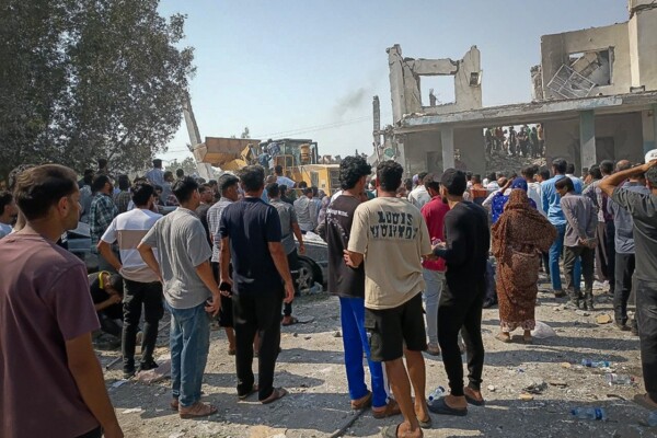 المدعي العام لمدينة ميناب جنوبي إيران: ارتفاع عدد ضحايا قصف مدرسة البنات إلى 108 شهداء