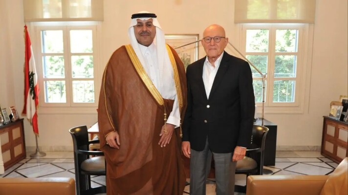 تمام سلام عرض مع السفير السعودي التطورات السياسية الراهنة في لبنان والمنطقة