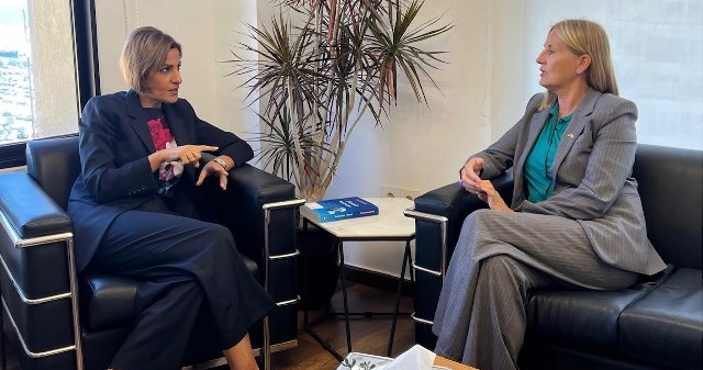 الزين بحثت مع سفيرة النروج بسبل دعم أولويات الوزارة ومع وفد أممي بوضع خطة لإدارة النفايات