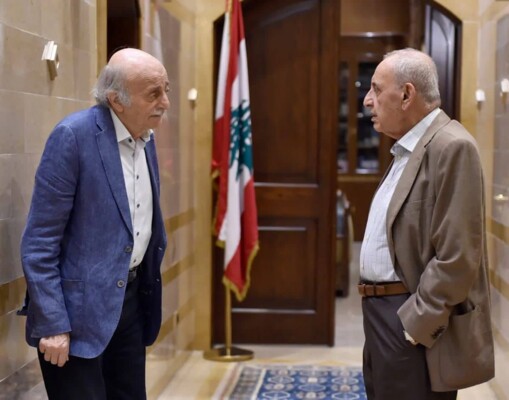 جنبلاط اتصل ببري مطمئنا ومستنكرا بعد غارات المصيلح