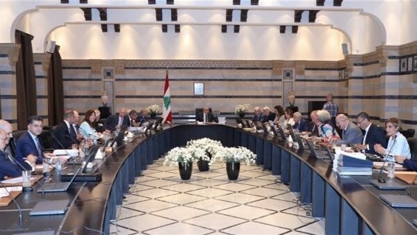 التفسيرات المتناقضة لقرارات الحكومة: الجميع في حالة إنتظار لتطور ما؟!