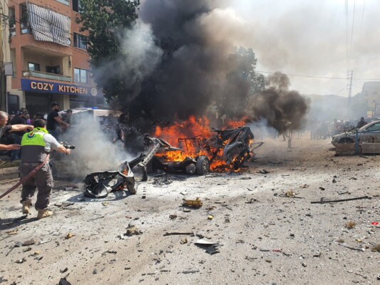 النشرة: غارة من مسيرة اسرائيلية استهدفت سيارة على في بلدة تول