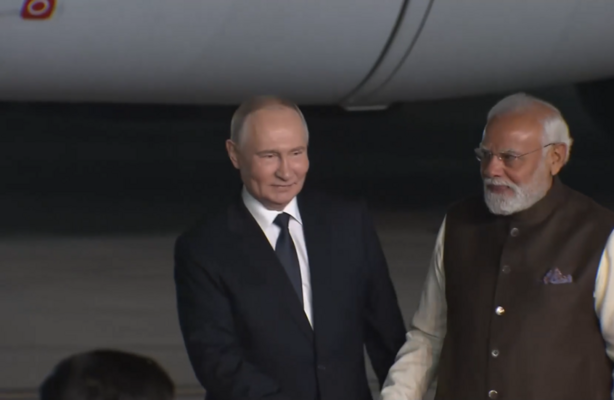 بوتين وصل إلى الهند في زيارة تستمر يومين وتهدف إلى تعزيز التعاون الثنائي