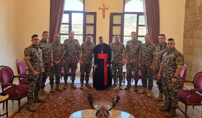 الراعي عرض الواقع الأمني مع وفد من أمن الدولة بالشمال وبحث بشؤون عامة مع زواره