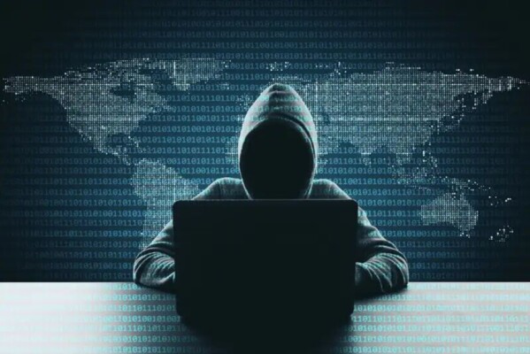 مجموعة "حنظلة" السيبرانية تخترق قواعد بيانات مركز لـ"الهولوكوست" وتنشر مليوني وثيقة سرية