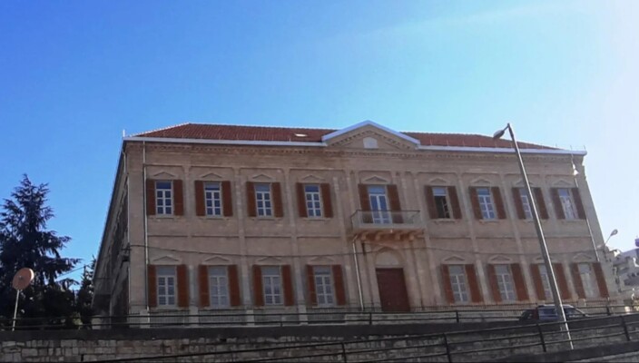 غزالة وأعضاء بلدية زحلة هنّأوا مطارنة المدينة بالفصح وأكدوا التطلع للسلام