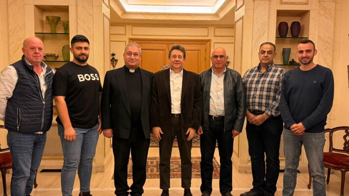 كنعان استقبل وفدا من وقف كنيسة مار انطونيوس في بسكنتا واطّلع على المرحلة الأخيرة من ترميمها