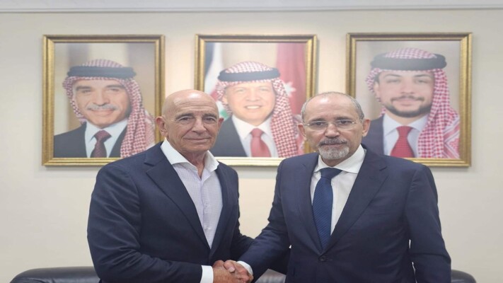 براك والصفدي يؤكدان على ضرورة "الانسحاب السلمي" للقوات الكردية من حلب