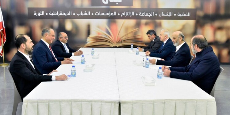 جعجع استقبل نوابًا من "الاعتدال الوطني" و"اللقاء النيابي المستقل" وتوافُق على دعم القرارات السيادية