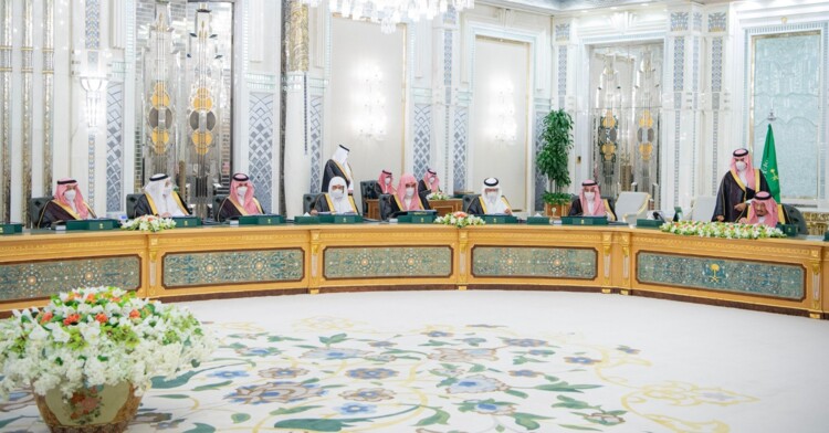 مجلس الوزراء السعودي: نؤكد حق السعودية بالدفاع عن أمنها ودعمها للحكومة اليمنية