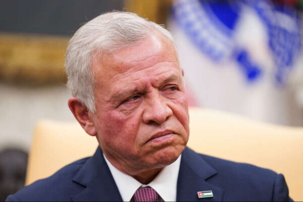 ملك الأردن أعلن توقيق اتفاقية تعاون دفاعي مع فرنسا: نتطلع لمواصلة العمل لتحقيق استقرار لبنان والمنطقة
