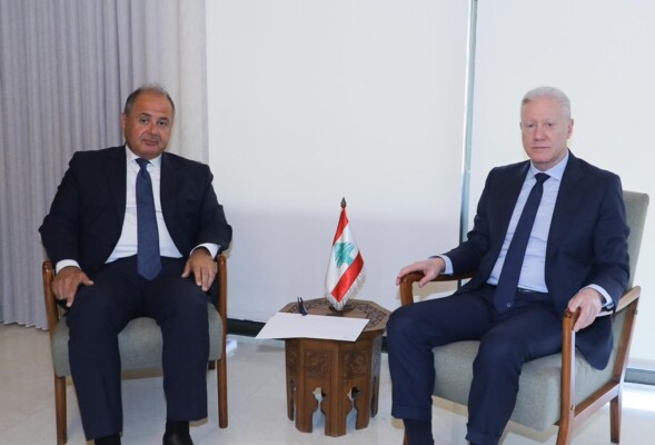 رجي التقى وفد المجلس الاقتصادي الاجتماعي: كل مبادرة تعزز الاستقرار موضع ترحيب