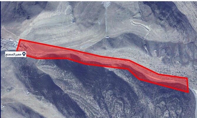 الجيش الإسرائيلي هدد جميع المتواجدين في منطقة معبر المصنع على الحدود بين لبنان وسوريا: نعتزم شن غارات على المعبر قريبًا