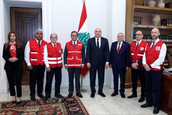 الرئئيس عون: الانتهاكات الإسرائيلية مستمرة في الجنوب على رغم الإعلان عن وقف اطلاق النار