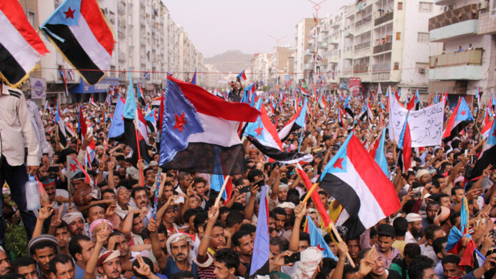 فرانس برس: المجلس الانتقالي الجنوبي في اليمن يرفض دعوات السعودية بالانسحاب ويؤكد بانه بحالة دفاع