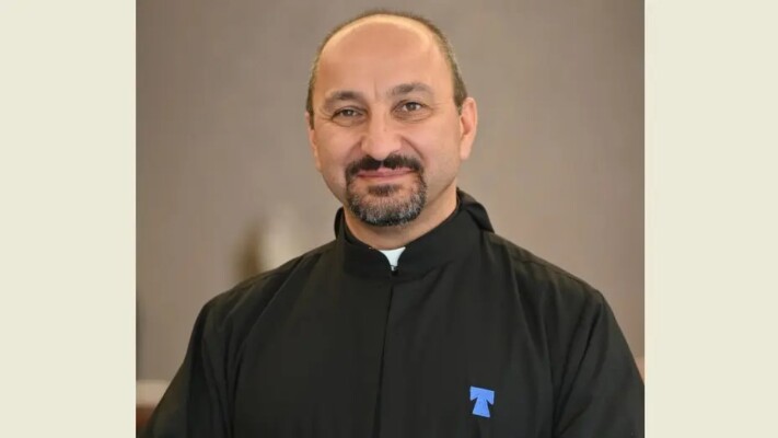 رئيس الجامعة الأنطونية في رسالة مفتوحة: نكون لبنانيين معًا أو لا نكون وعودة الدراسة استئناف لبناء الإنسان