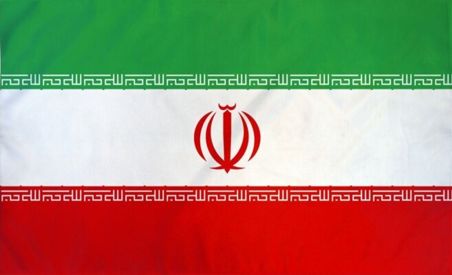 "فارس": دوي انفجارات في المناطق الساحلية لسيريك وميناب وجزيرة قشم جنوبي إيران
