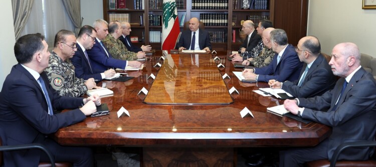 الرئيس عون يترأس اجتماعًا أمنيًا في بعبدا لعرض الأوضاع والاعتداءات الإسرائيلية على لبنان