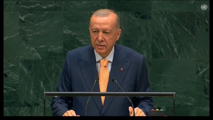 أردوغان دعا للبدء بإعادة إعمار غزة على الفور: تركيا تواصل مساعيها لإنهاء الصراع بالخليج
