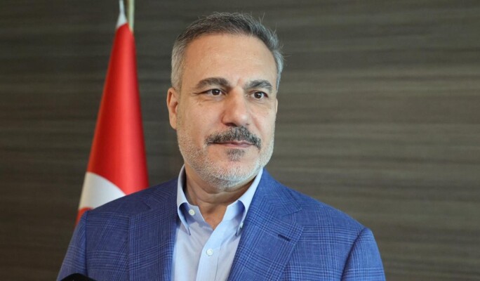 فيدان: غزة يجب أن تُحكم من سكانها ولا ينبغي تقسيم أراضيها وانتهاكات إسرائيل تعرقل وقف النار
