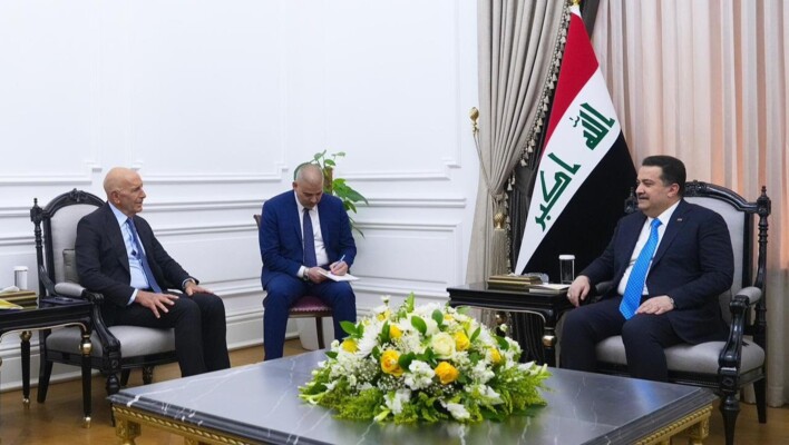 رئيس وزراء العراق استقبل براك وأكد له أهمية أمن سوريا للمنطقة والأخير نقل تقدير ترامب لجهود الحكومة العراقية