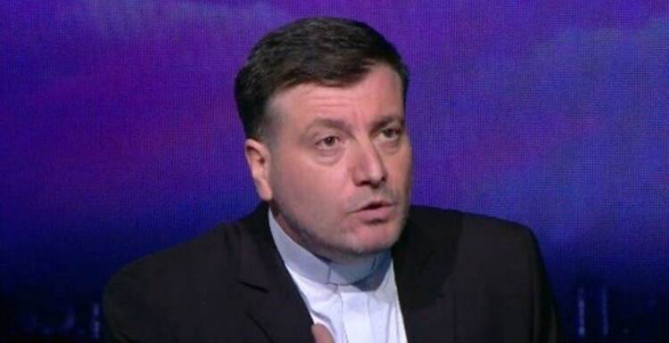 الأب نصر: الرواتب ترتفع سنويا مع كل عام دراسي جديد وتمّ إقرار صرف سلفة للمعلمين المتعاقدين