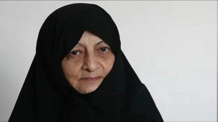 وكالة فارس: زوجة المرشد الراحل علي خامنئي على قيد الحياة وما نشر عن استشهادها كان غير صحيح