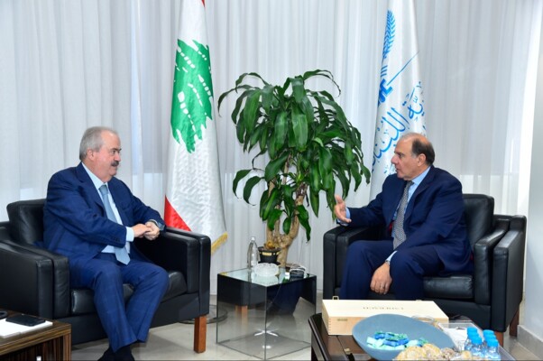 وزير المال استقبل حاكم مصرف لبنان وبحث معه الاوضاع المالية والنقدية في ظل الظروف الراهنة