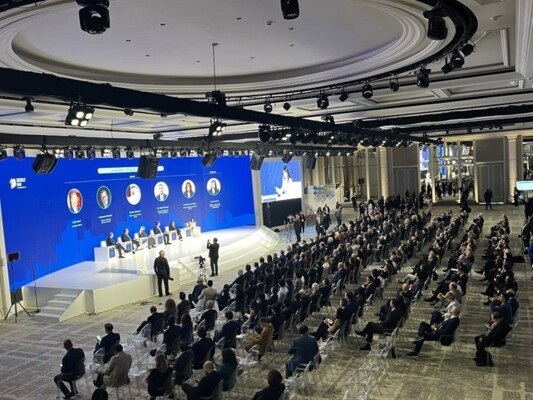 6 جلسات في اليوم الاول من مؤتمر "بيروت 1" والمداخلات تحدثت عن "رؤية اقتصادية واعدة - لبنان قادر على النهوض"