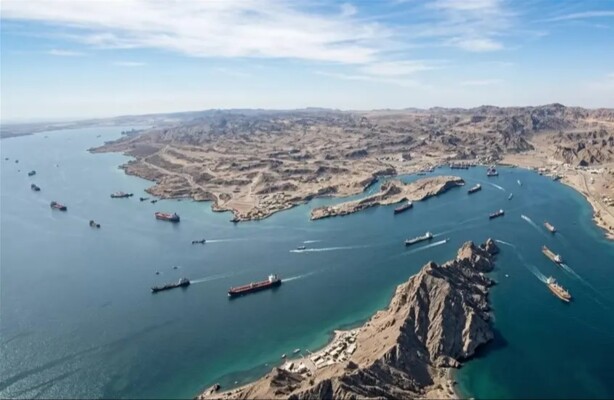 "فاينانشال تايمز": وزراء خارجية الاتحاد الأوروبي سيبحثون إمكانية توسيع نطاق مهمة أسبيدس البحرية إلى مضيق هرمز