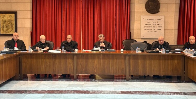 المطارنة الموارنة دعوا للتعاون مع سوريا لوأد الفتن: إضفاء الطابع المدني في "الميكانيزم" مؤشر جدية