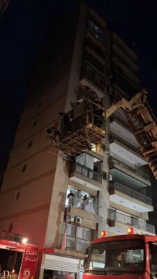 الدفاع المدني: إخماد حريق داخل مرأب مبنى سكني في بدارو وإخلاء 6 مواطنين