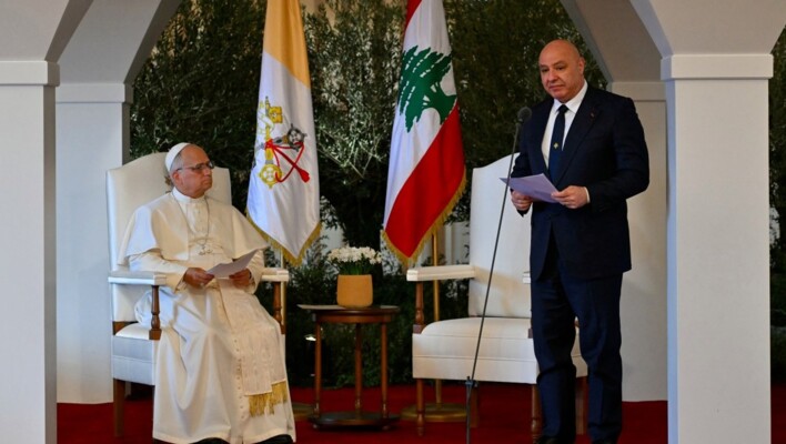 الرئيس عون مودّعًا البابا لاوون في مطار بيروت: سمعنا رسالتكم وسنستمر في تجسيدها