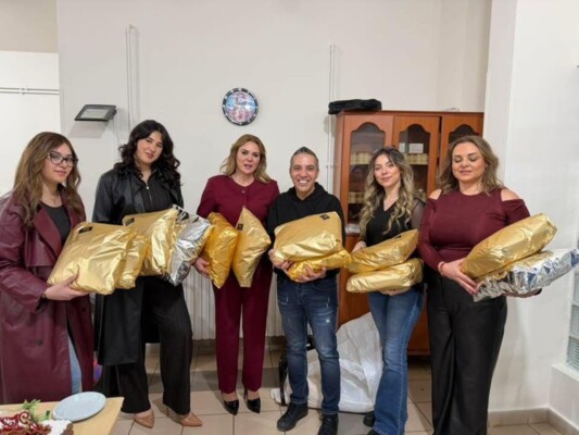 حركة شباب الشرق زارت دار السعادة للمسنين بمناسية عيد الميلاد