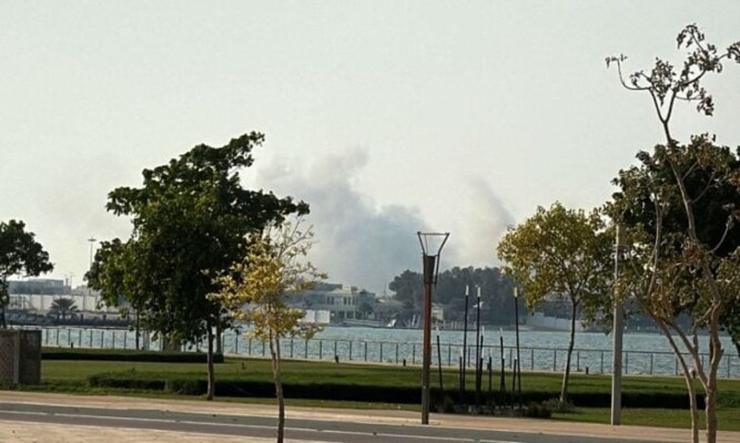 سماع دوي عدة انفجارات في الدوحة