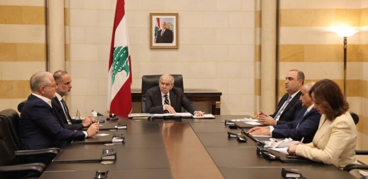 سلام ترأس اجتماعَين للبحث بالتحضيرات لبدء العمل بمطار القليعات ومتابعة ملف "سوليدير"