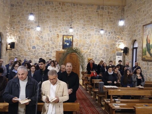 بعقليني في قداس أحد الشعانين: لبناء عالم أكثر إنسانية مبني على السلام