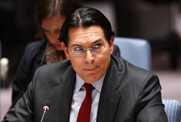 مندوب إسرائيل بالأمم المتحدة: لا نريد التصعيد ولا نسعى لأراض لبنانية وتهديد المسيّرات يمثل تحديًا حقيقيًا