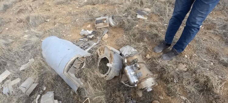 فارس: ‏الدفاعات الجوية الإيرانية تسقط طائرة مسيرة اسرائيلية من طراز "أوربيرتر 5"