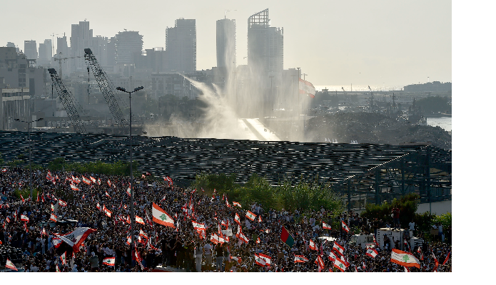 انفجار مرفأ بيروت... مخطط لـ"تطيير" القاضي البيطار و"تسطيح" التحقيق؟!