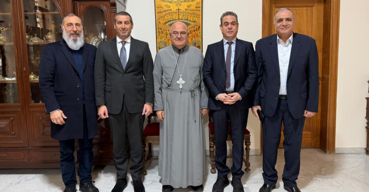 وفدان من "التيار" زارا متروبوليت بيروت للكاثوليك وراعي الأقباط الأرثوذكس وقدما لهما مقترح "حماية لبنان"