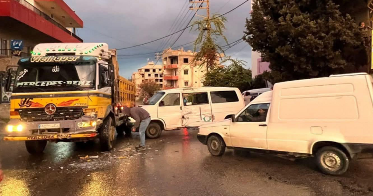 أربعة جرحى في حادث سير على الطريق الرئيسي في مراح السراج- الضنية