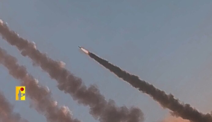 الجزيرة: إطلاق 3 صواريخ من جنوب لبنان باتجاه الجليل وصفارات الإنذار تدوي في الجليل الأعلى وشمال الجولان