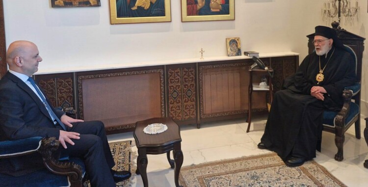 حاصباني زار عودة: لبيروت خالية من السلاح وأمامنا فرصة للتفاوض بدعم دولي لا يجوز تفويتها