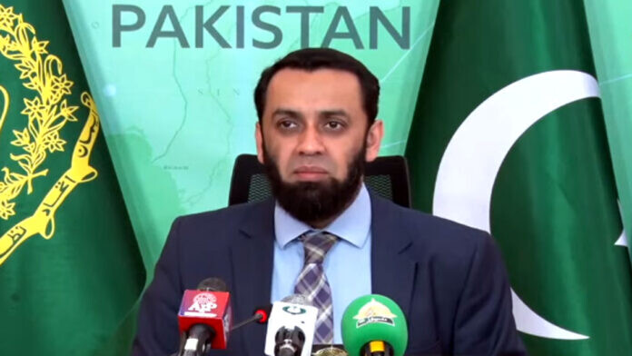 وزير الاعلام الباكستاني: نأمل بأن يضمن نظام طالبان الأفغاني عدم استخدام أراضي أفغانستان ضد بلادنا
