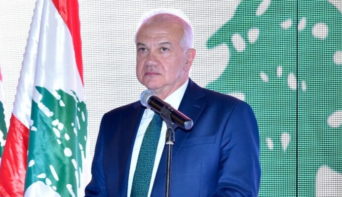 كرم: نعم للدولة ولحصرية السلاح بيدها ولا لمحاولات تهميش الاغتراب اللبناني