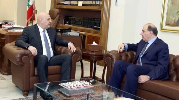 الرئيس عون بحث مع حاكم مصرف لبنان في الأوضاع المالية والاستقرار النقدي