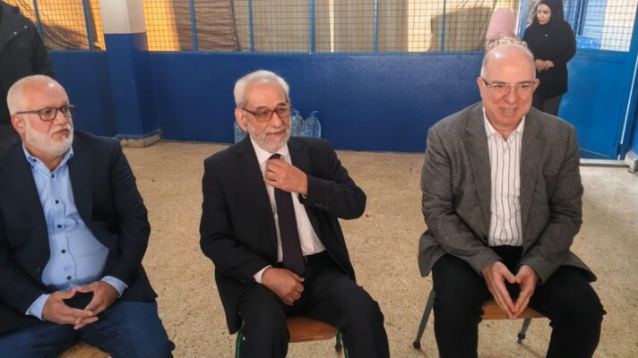 حيدر اطلع على أوضاع النازحين في متوسطتي فرن الشباك وبرج حمود والمدرسة الأهلية- برج حمود