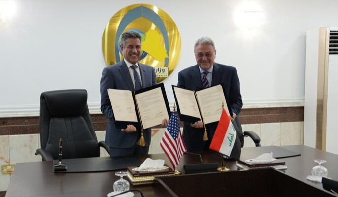 توقيع اتفاق تسليم الحكومة العراقية موقع الدعم الدبلوماسي للسفارة الأميركية بمطار بغداد