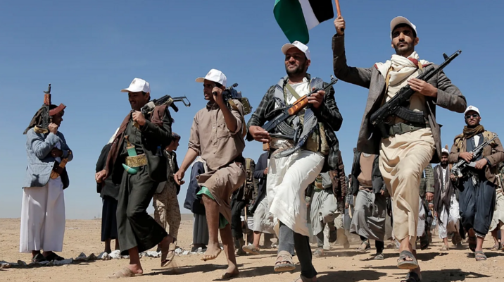 صحيفة الرياض: إرهاب ميليشيا الحوثي يتجاوز إرهاب القاعدة وداعش
